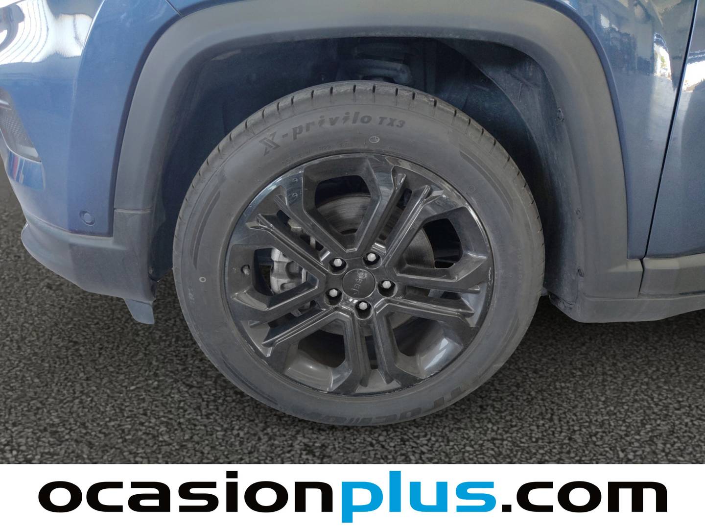 Foto Jeep Compass Jeep Compass 1.3 Gse Night Eagle FWD MT (130 CV)