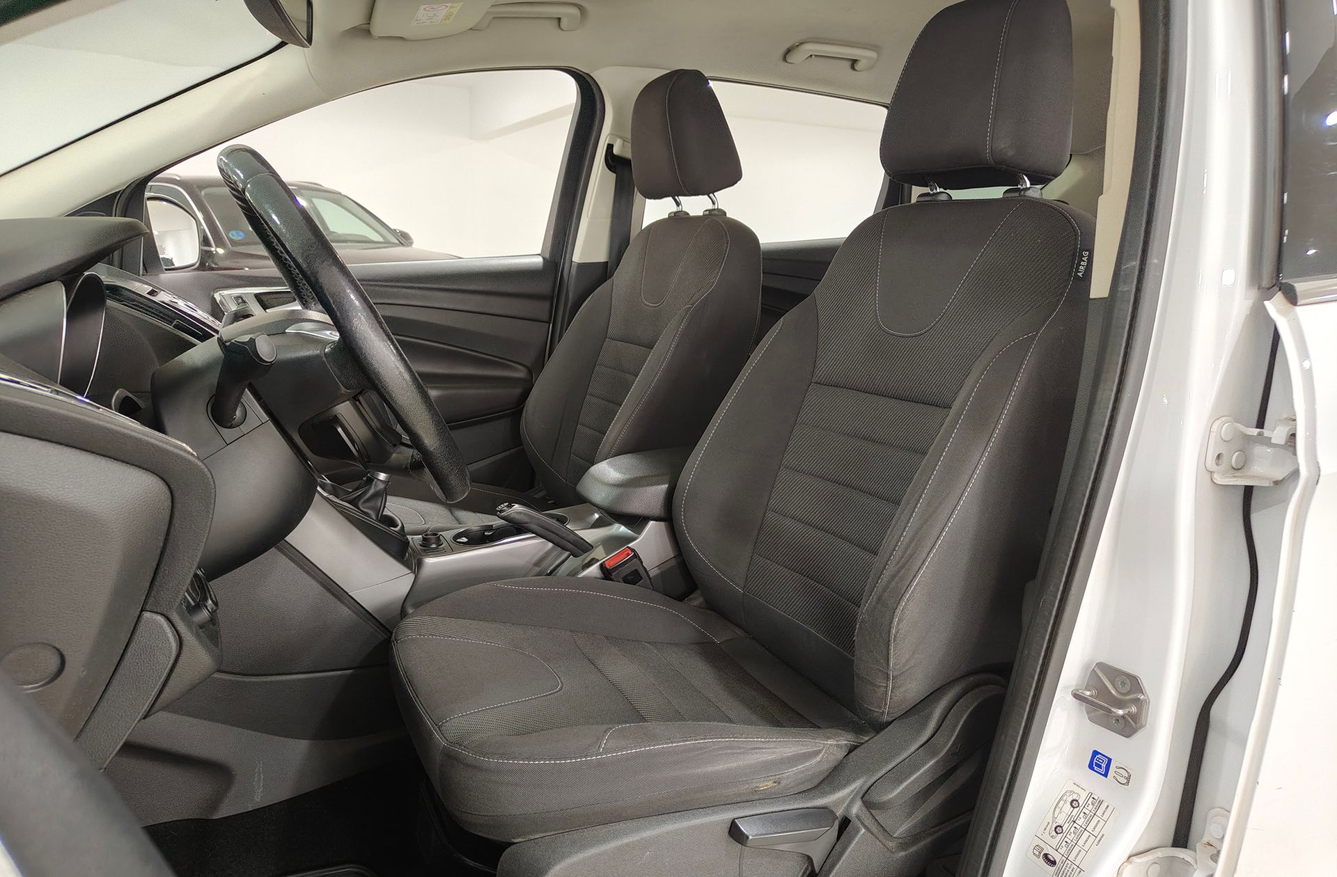 Ford Kuga 1.5 EcoBoost Trend 4x2 - foto 8