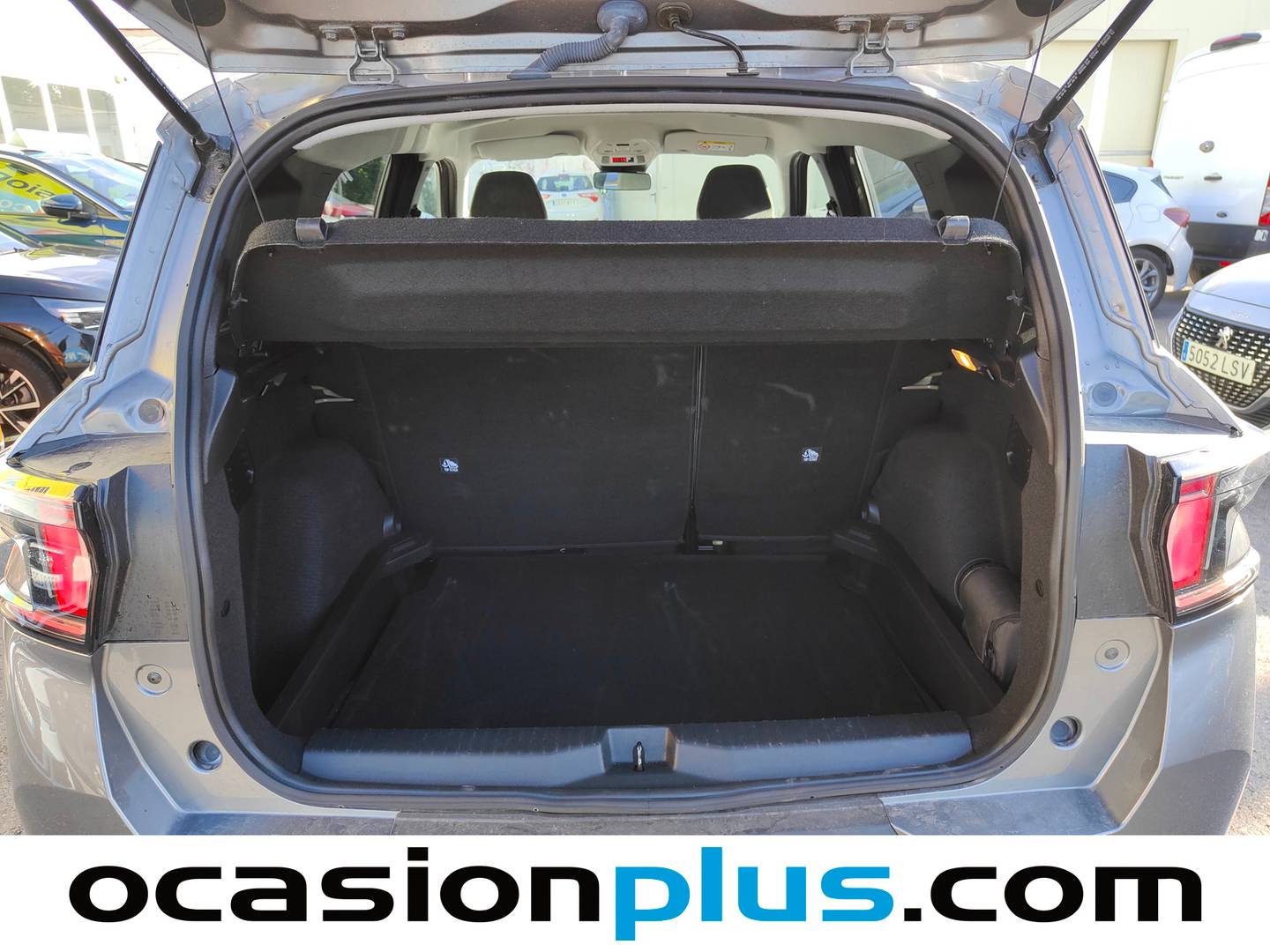 Fotos maletero Citroën C3 Aircross Citroën C3 Aircross Hybrid 145 Plus e-DCS6 (145 CV)