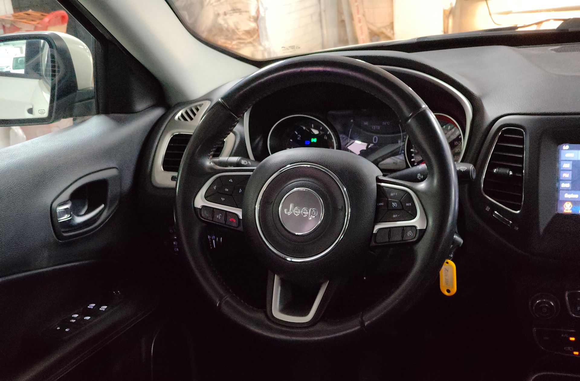 Jeep Compass 1.6 MultiJet Longitude 4x2 - foto 19