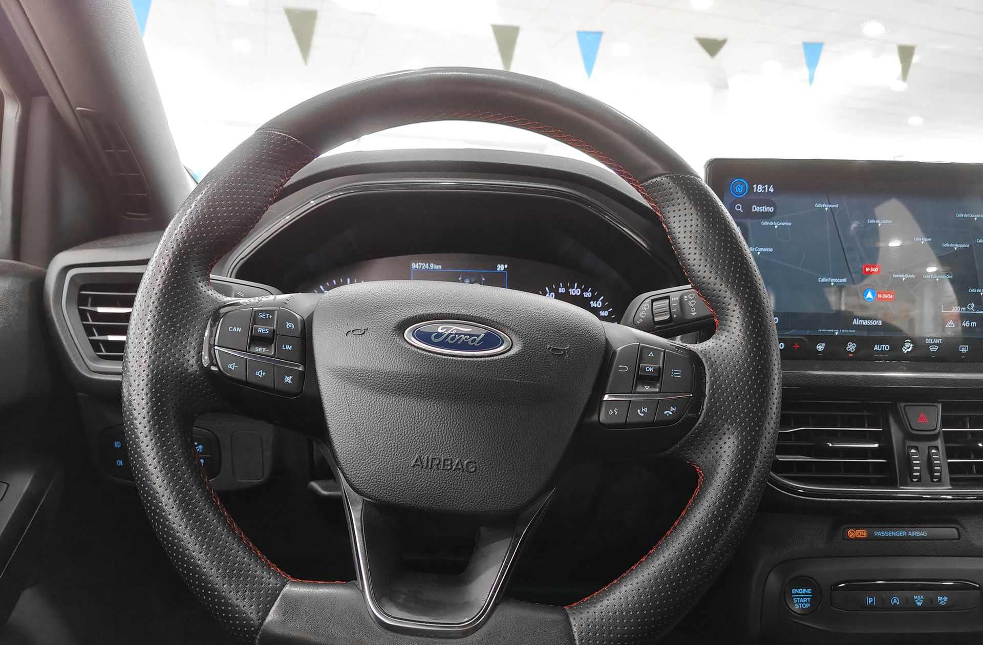 Ford Focus 1.0 EcoBoost MHEV ST-Line - foto 29