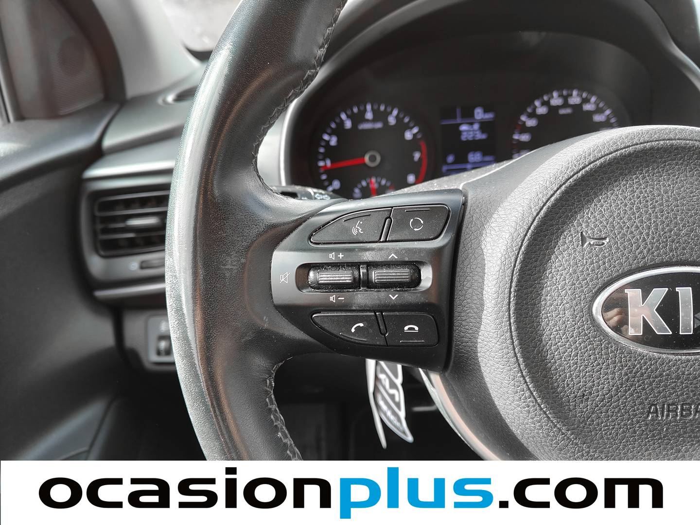 Foto KIA Stonic Kia Stonic 1.0 T-GDi Concept (100 CV)