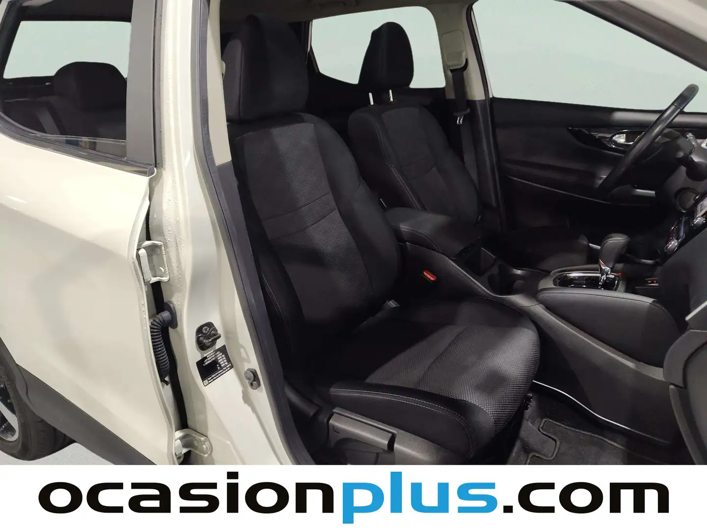 Foto Nissan QASHQAI Nissan Qashqai DIG-T 115 N-Connecta 4x2 XTronic (115 CV)