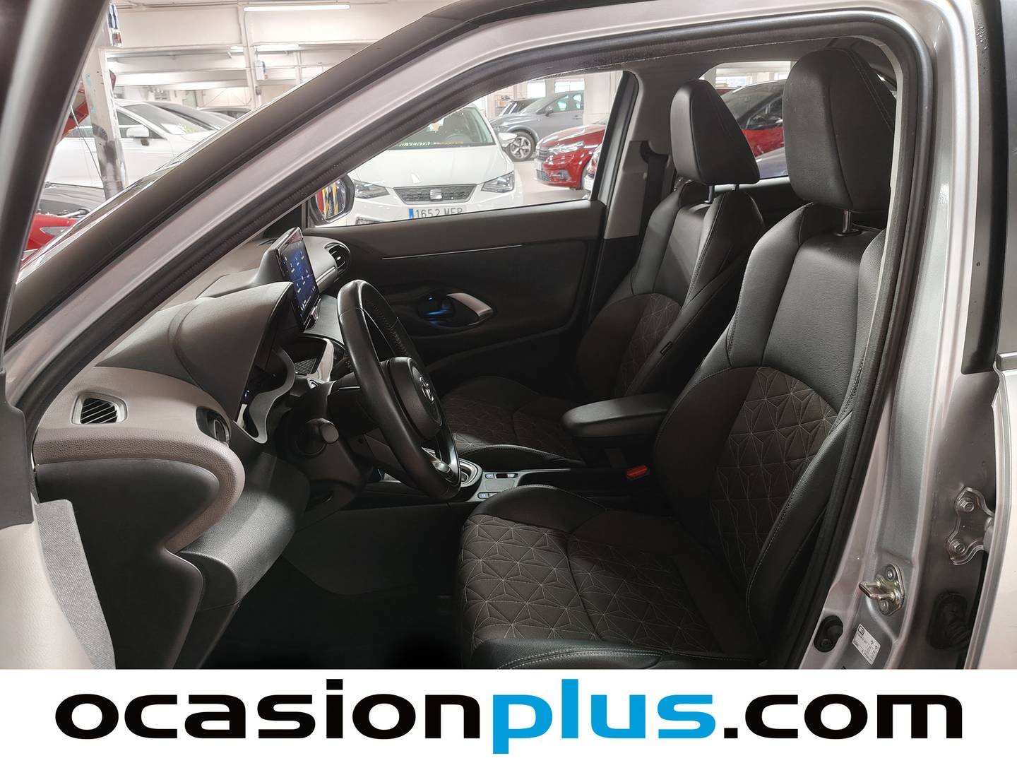 Foto asientos delanteros Toyota Yaris Cross Toyota Yaris Cross 120H Style (116 CV)