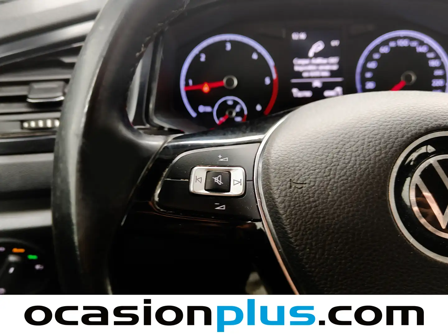 Foto Volkswagen T-Roc Volkswagen T-Roc Edition 1.6 TDI (115 CV)