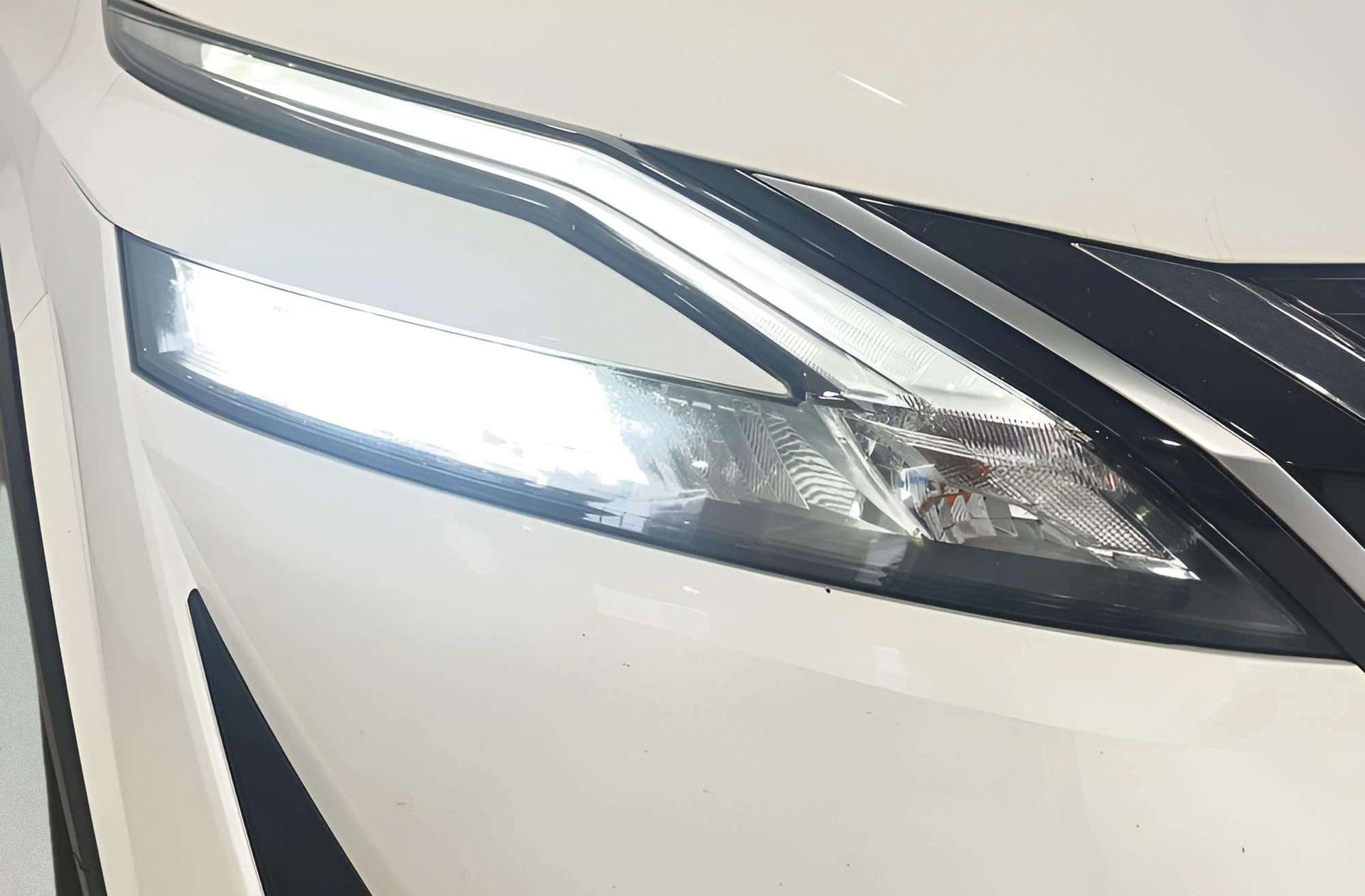Nissan Qashqai DIG-T 140 mHEV Acenta 4x2 - foto 13