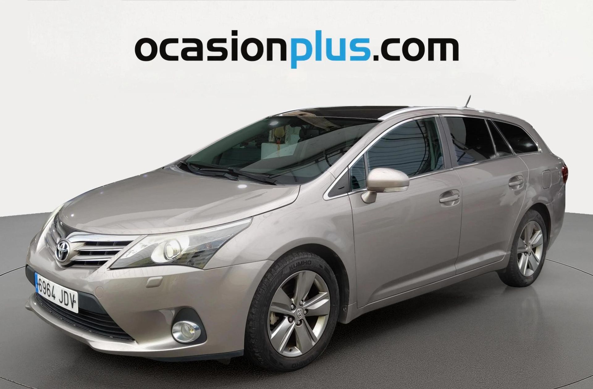 Toyota Avensis 120D Cross Sport Advance