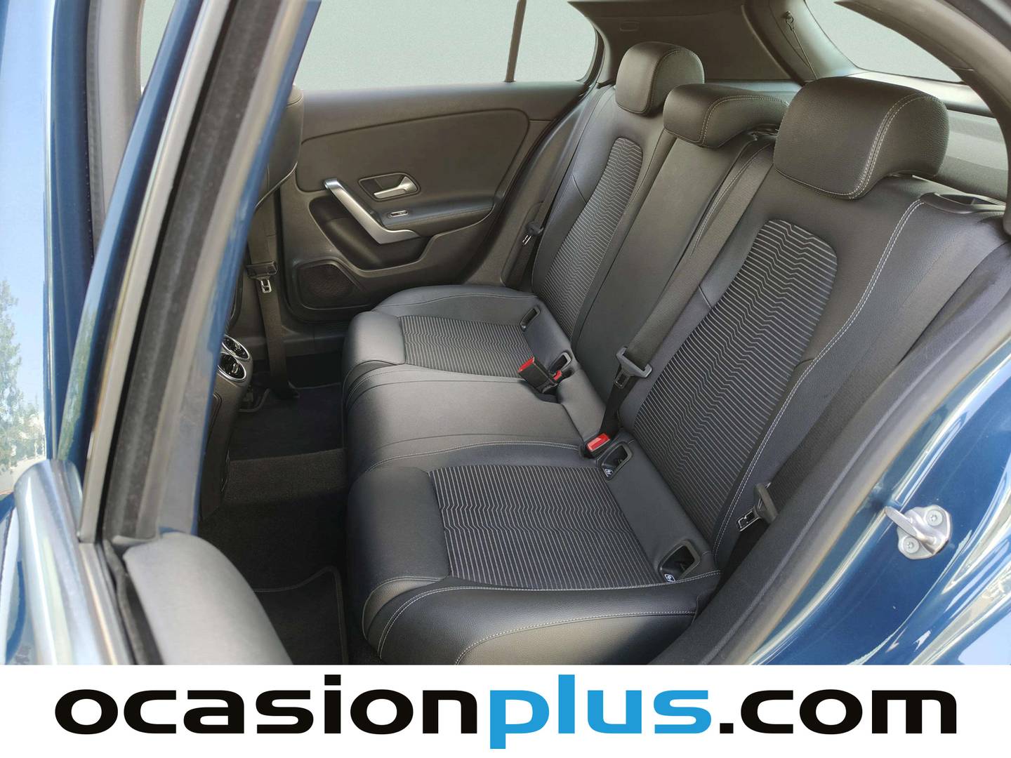 Foto asientos traseros Mercedes Clase A Mercedes Clase A 180 d (116 CV)