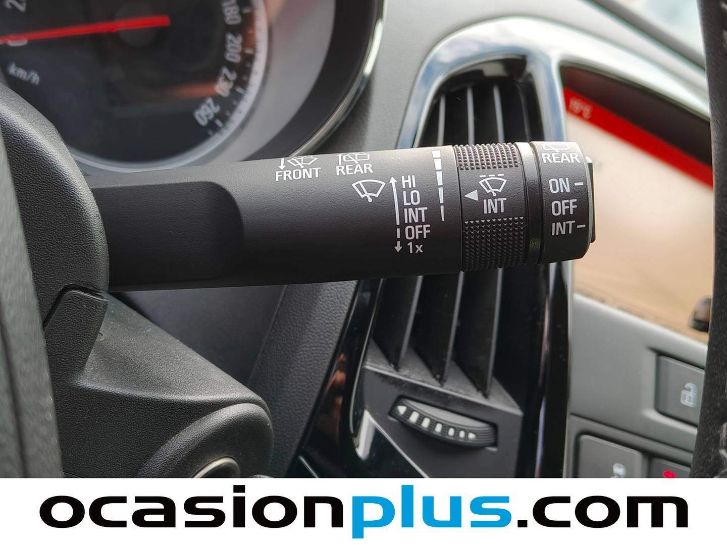 Foto Opel GTC Opel Astra 1.6 CDTI GTC S&S Sportive (136 CV)