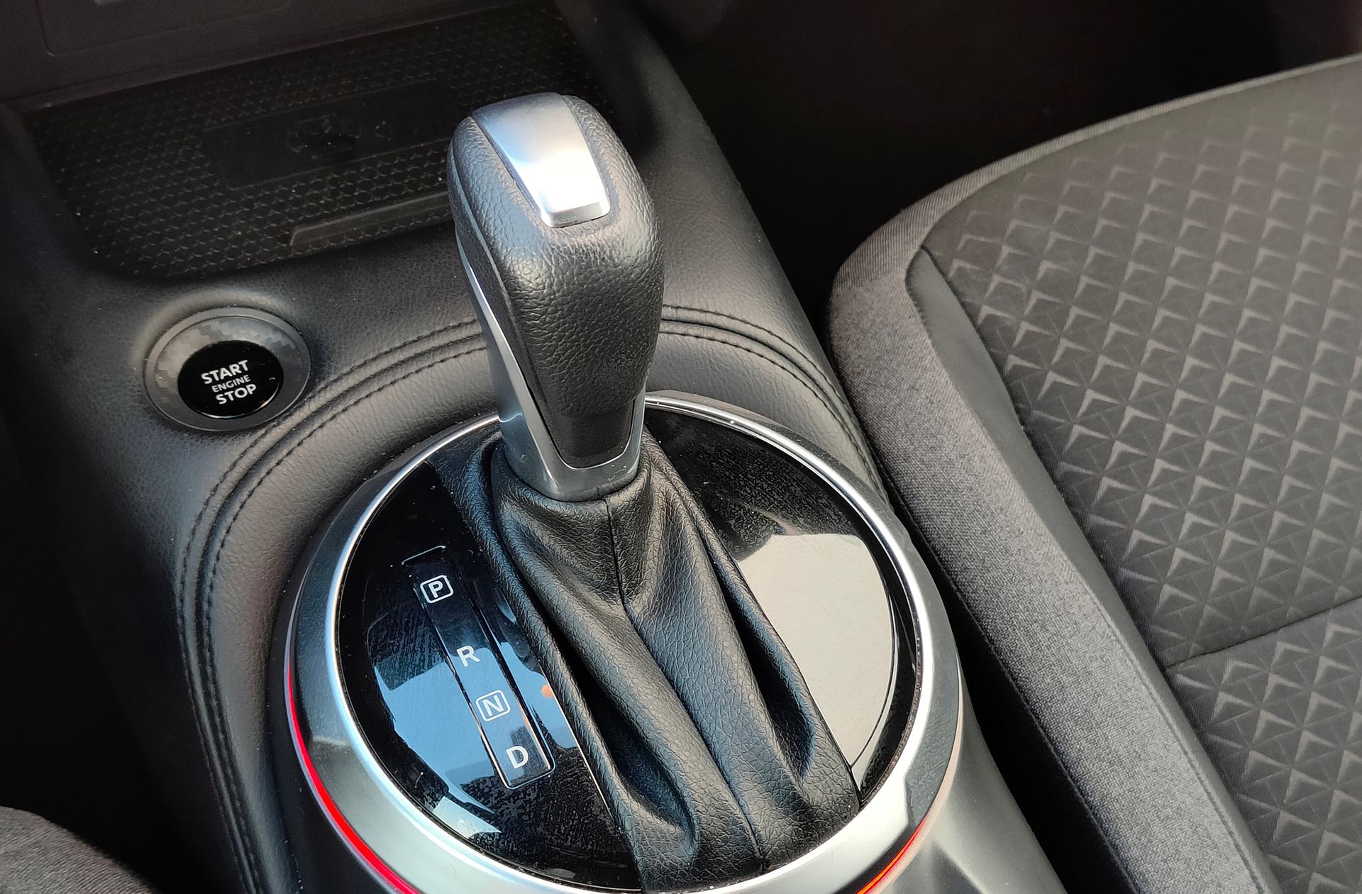 Nissan Juke DIG-T N-Connecta 4x2 DCT - foto 5