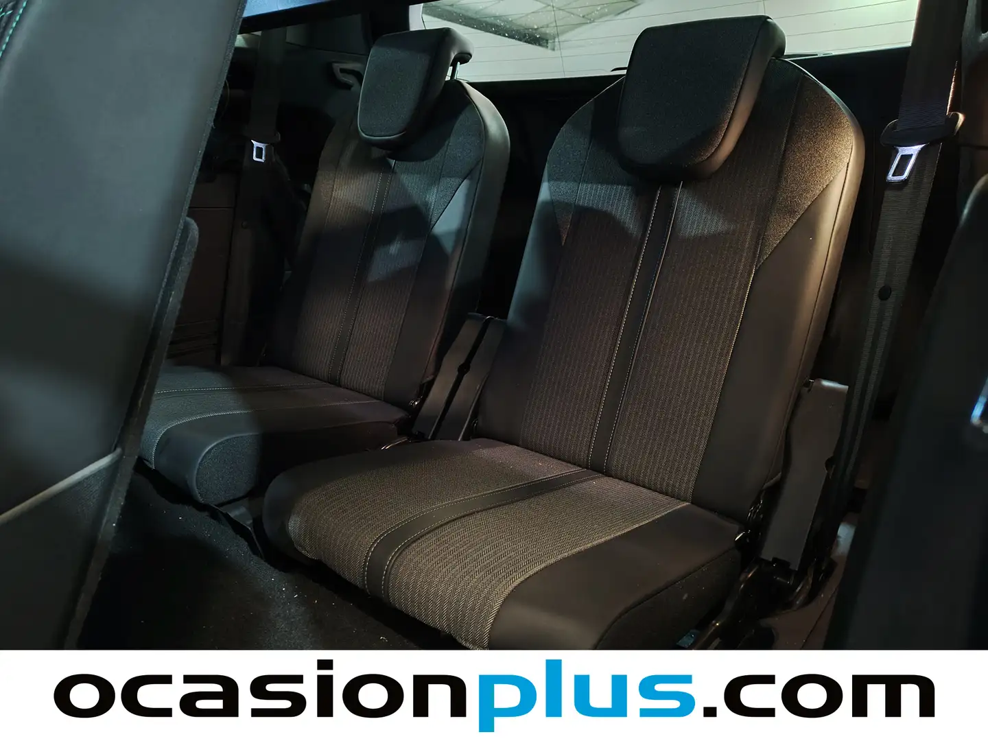 Foto Peugeot 5008 Peugeot 5008 PureTech 130 S&S Allure Pack EAT8 (130 CV) 7 Plazas