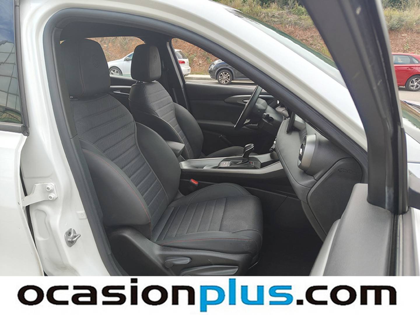 Foto Alfa Romeo Tonale Alfa Romeo Tonale 1.6 DS Sprint FWD Auto (130 CV)