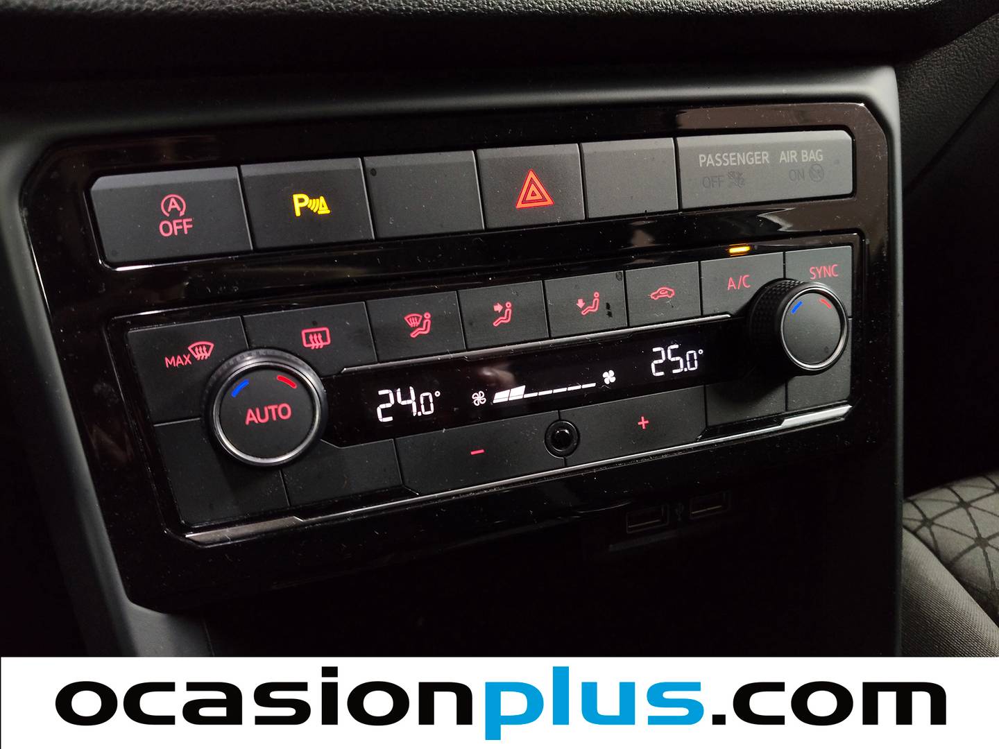 Foto Volkswagen T-Cross Volkswagen T-Cross Advance 1.0 TSI  (115 CV)