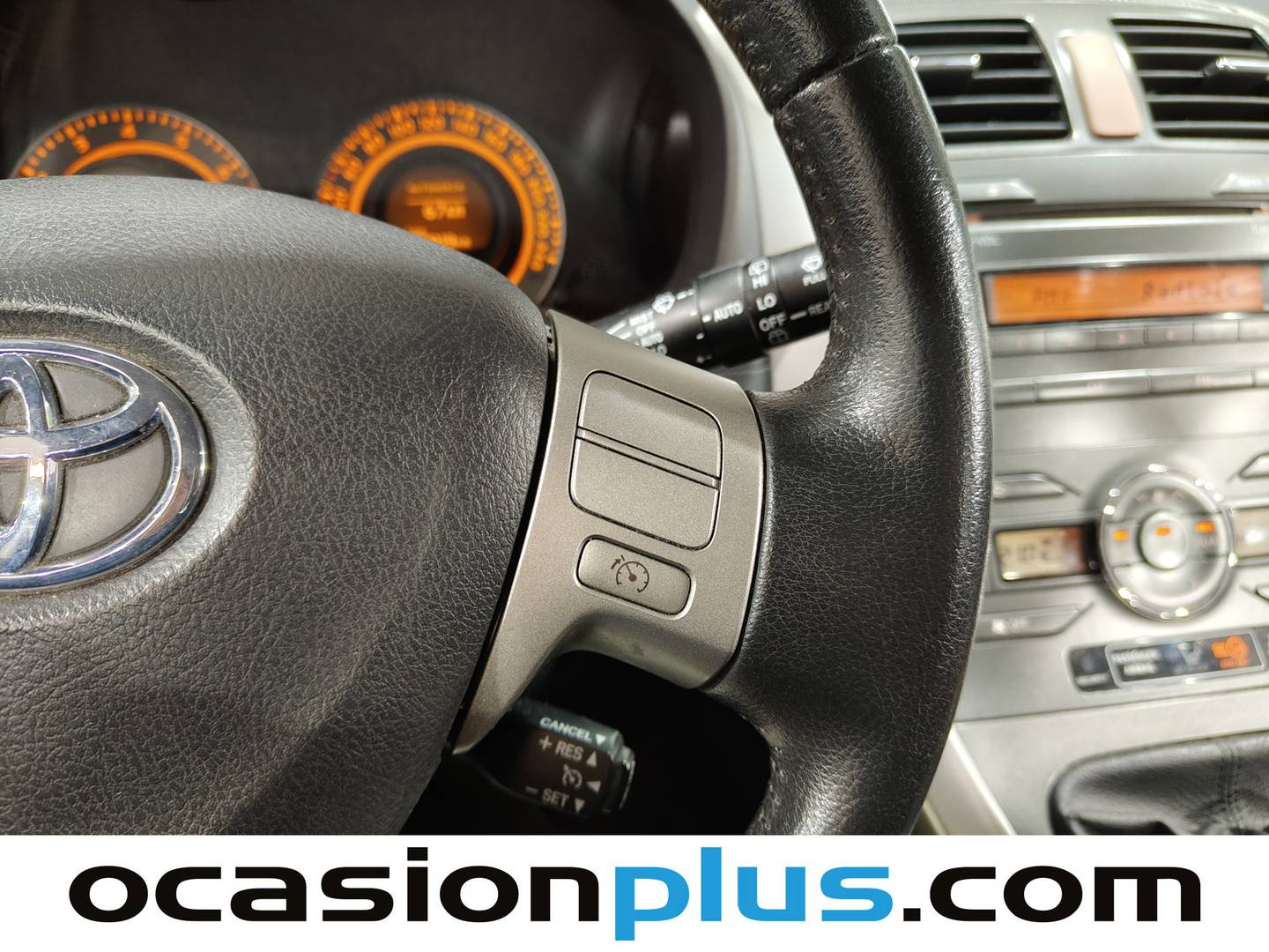 Foto Toyota Auris Toyota Auris 1.6 VVT-I Dual Sol (124 CV)