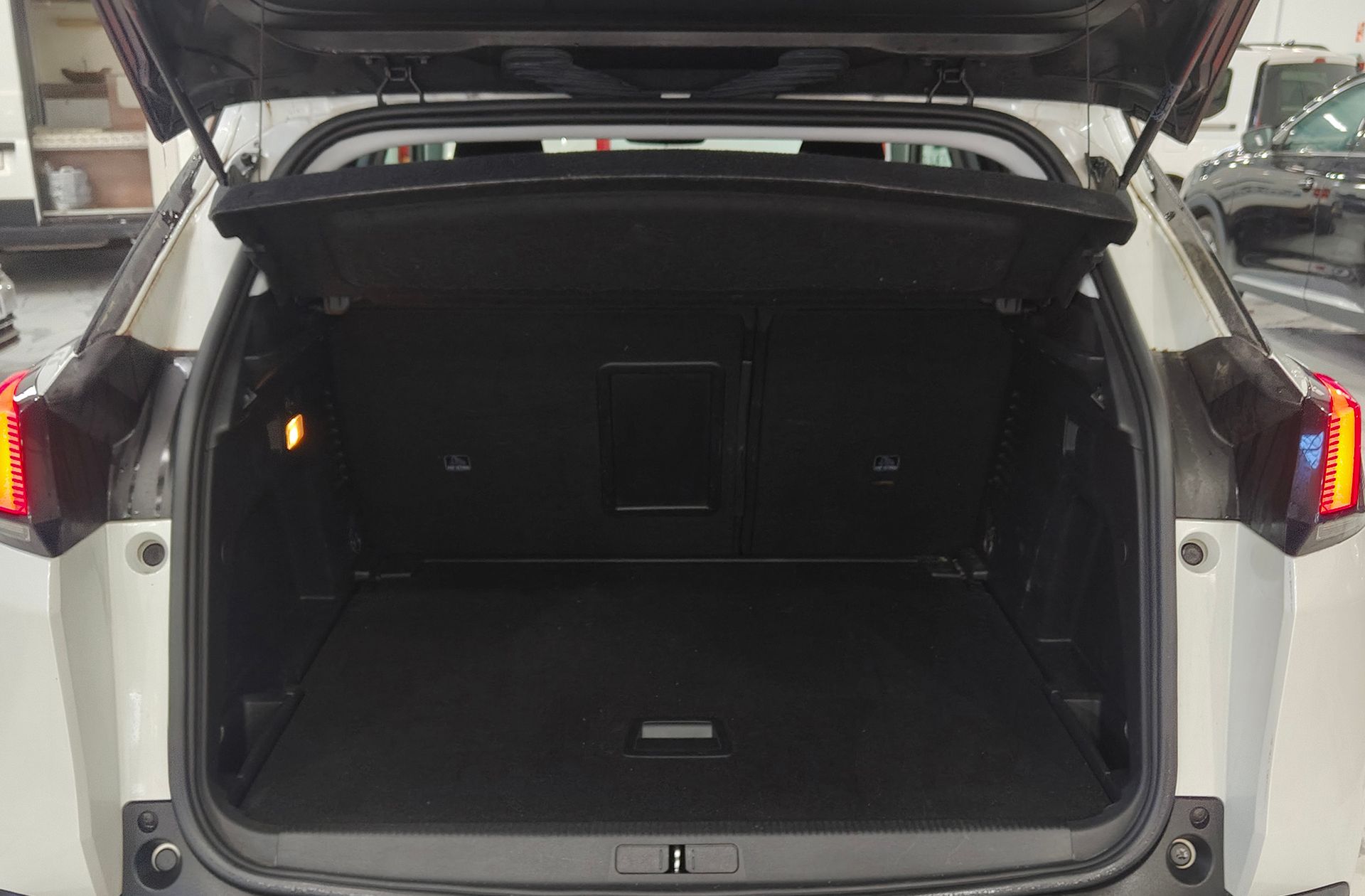 Peugeot 3008 PureTech 130 Active - foto 15