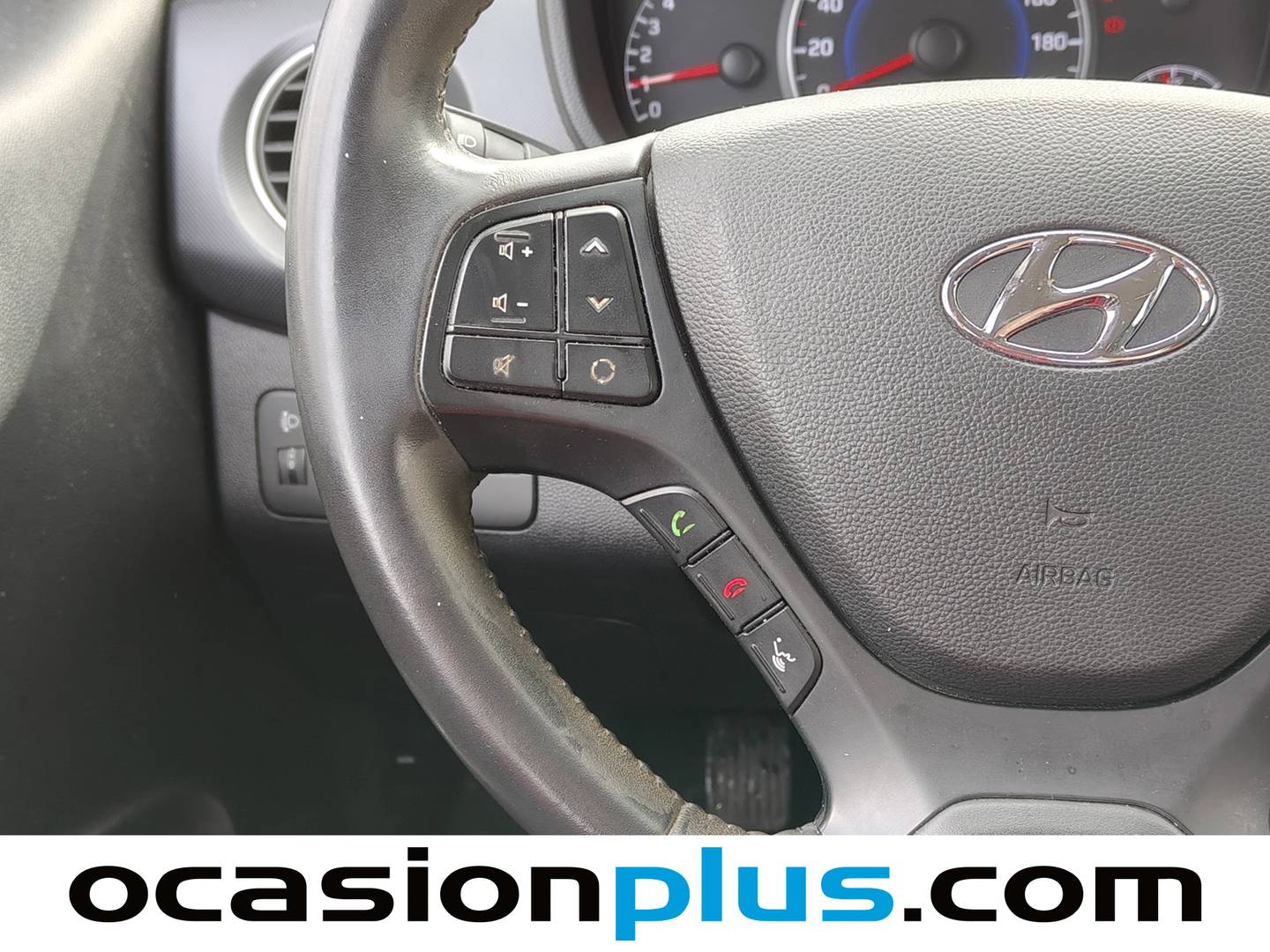 Foto Hyundai i10 Hyundai i10 1.2 Black Line (87 CV)