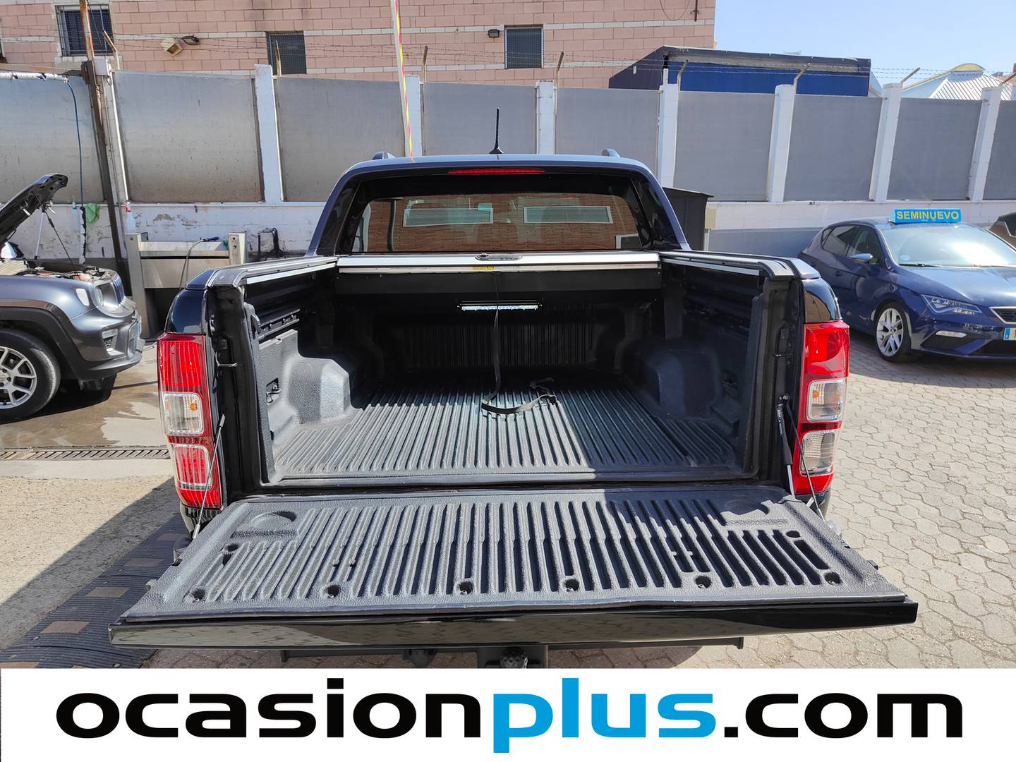 Fotos maletero Ford Ranger Ford Ranger Pickup 2.0 TDCI Doble Cabina Wildtrack 4x4 AT (213 CV)