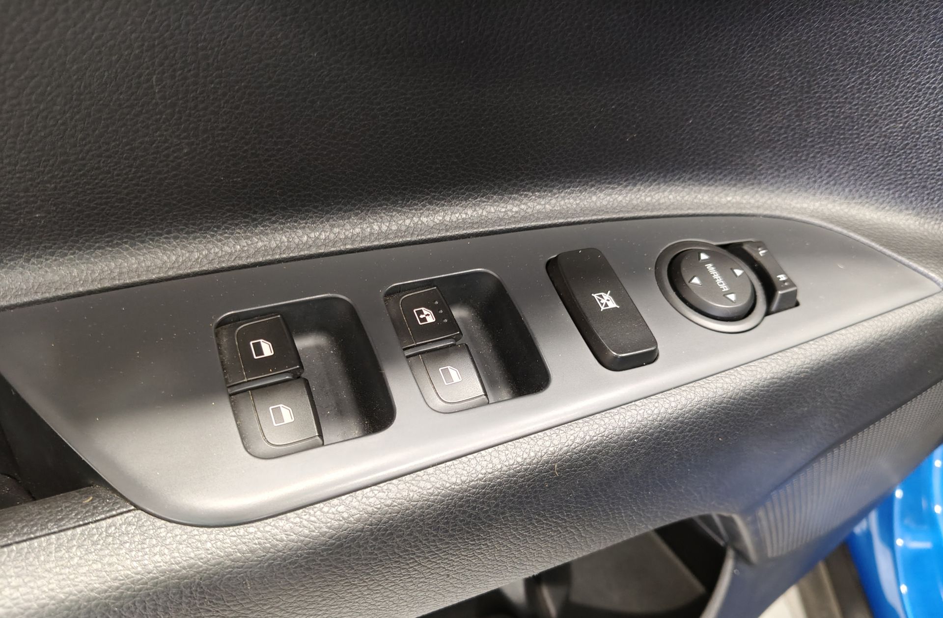 Kia Stonic 1.0 T-GDi Drive - foto 29