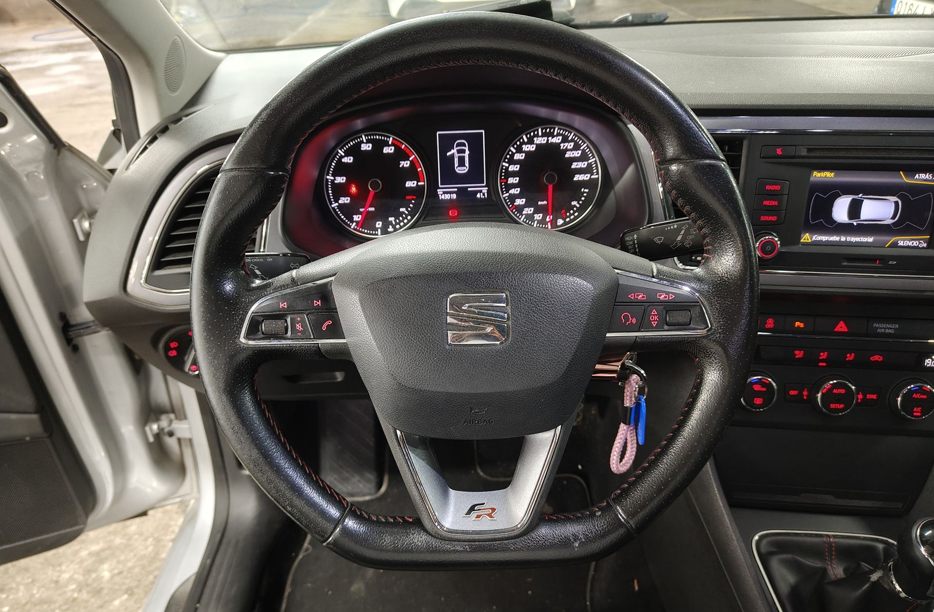 SEAT León 1.4 TSI FR - foto 22