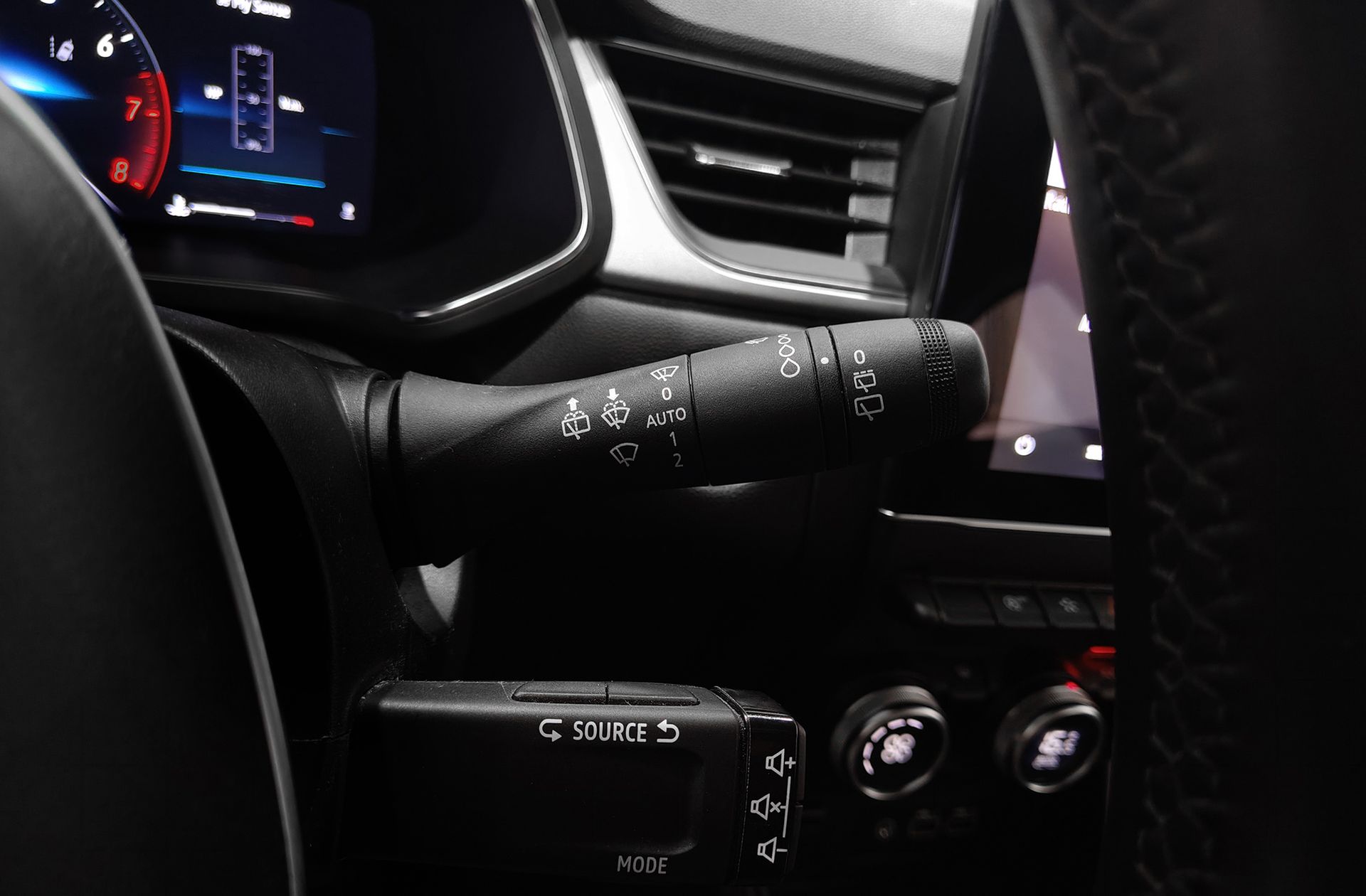Renault Captur Techno TCe - foto 28