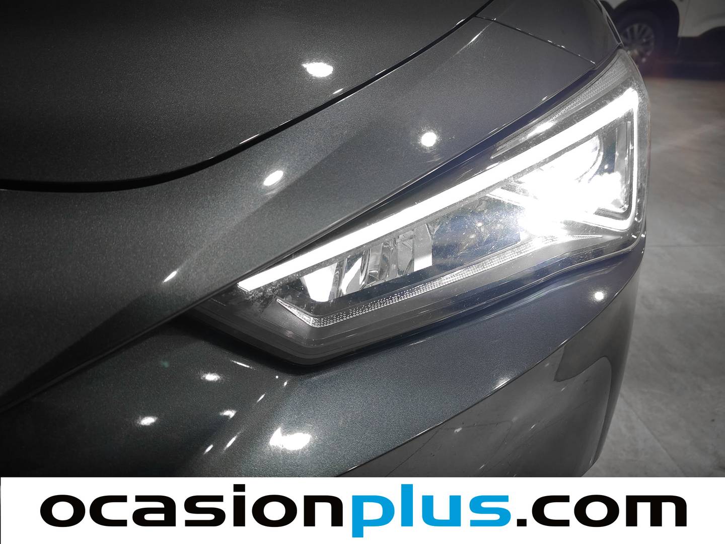 Foto Seat León SEAT León 1.5 eTSI S&S Xcellence Go L DSG (150 CV)