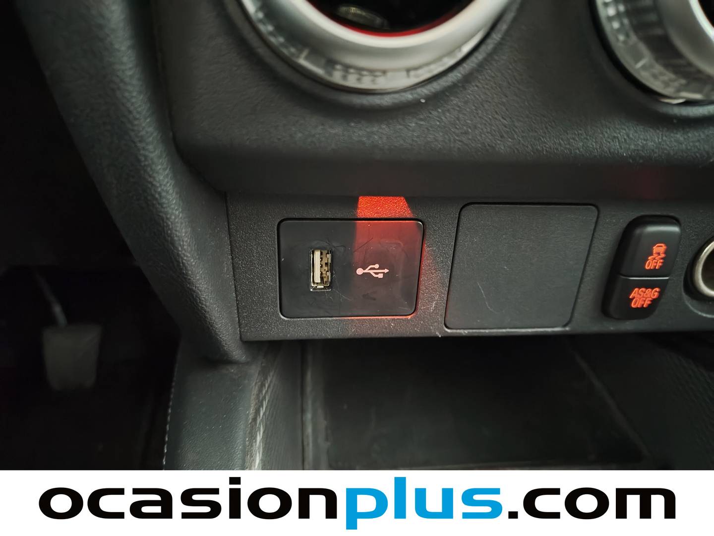 Foto Mitsubishi ASX Mitsubishi ASX 200 MPI Challenge (150 CV)