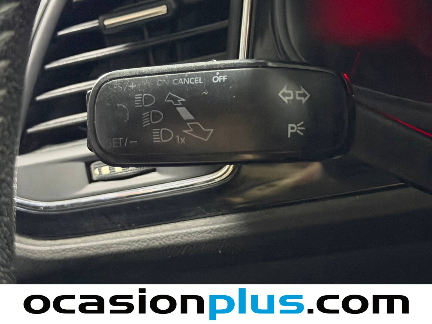 Seat León SEAT León ST 1.6 TDI S&S Style (105 CV) de segunda mano