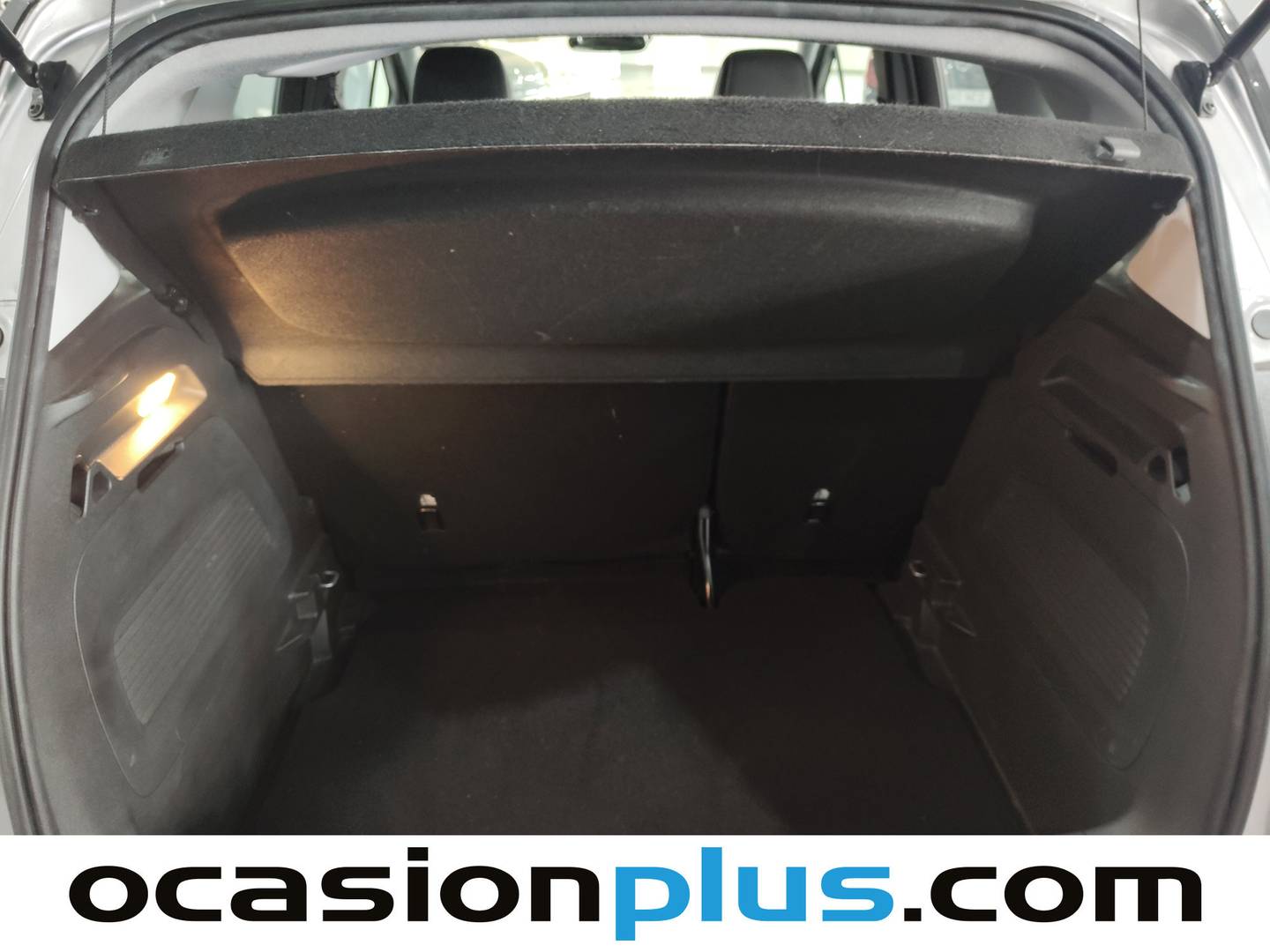 Fotos maletero Opel Crossland X Opel Crossland X 1.2 Innovation (130 CV)
