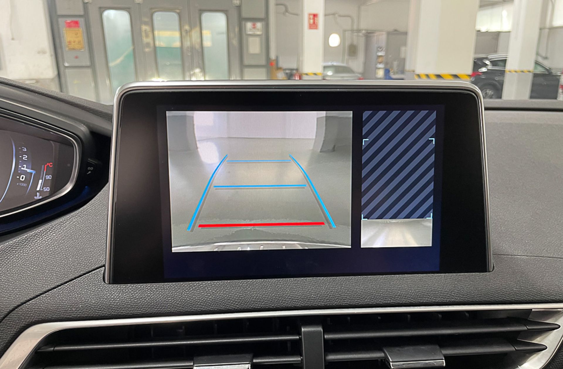 Peugeot 5008 PureTech 130 Allure 7 plazas - foto 9