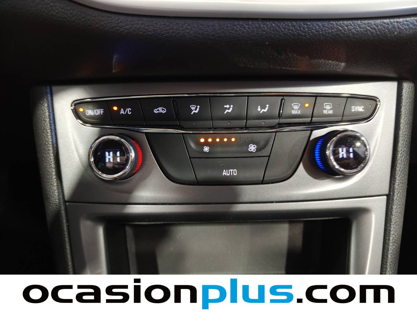 Foto Opel Astra Opel Astra 1.6 CDTi S&S 120 Aniversario (110 CV)