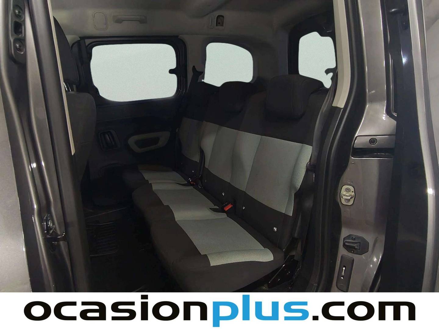 Foto asientos traseros Citroën Berlingo Citroën Berlingo Combi BlueHDi 130 S&S Talla M Feel (130 CV)