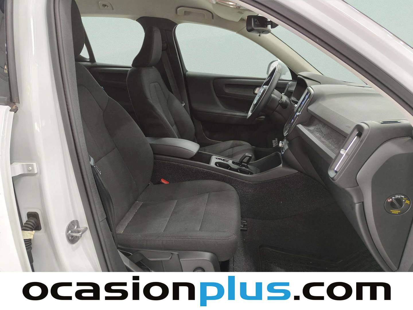 Volvo XC40 Volvo XC40 B3 G Essential Auto (163 CV) automático