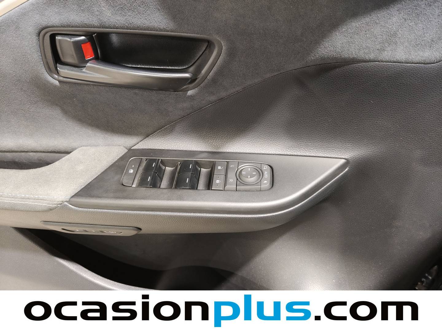 Toyota C-HR Toyota C-HR 1.8 140H Spirit (140 CV) al mejor precio