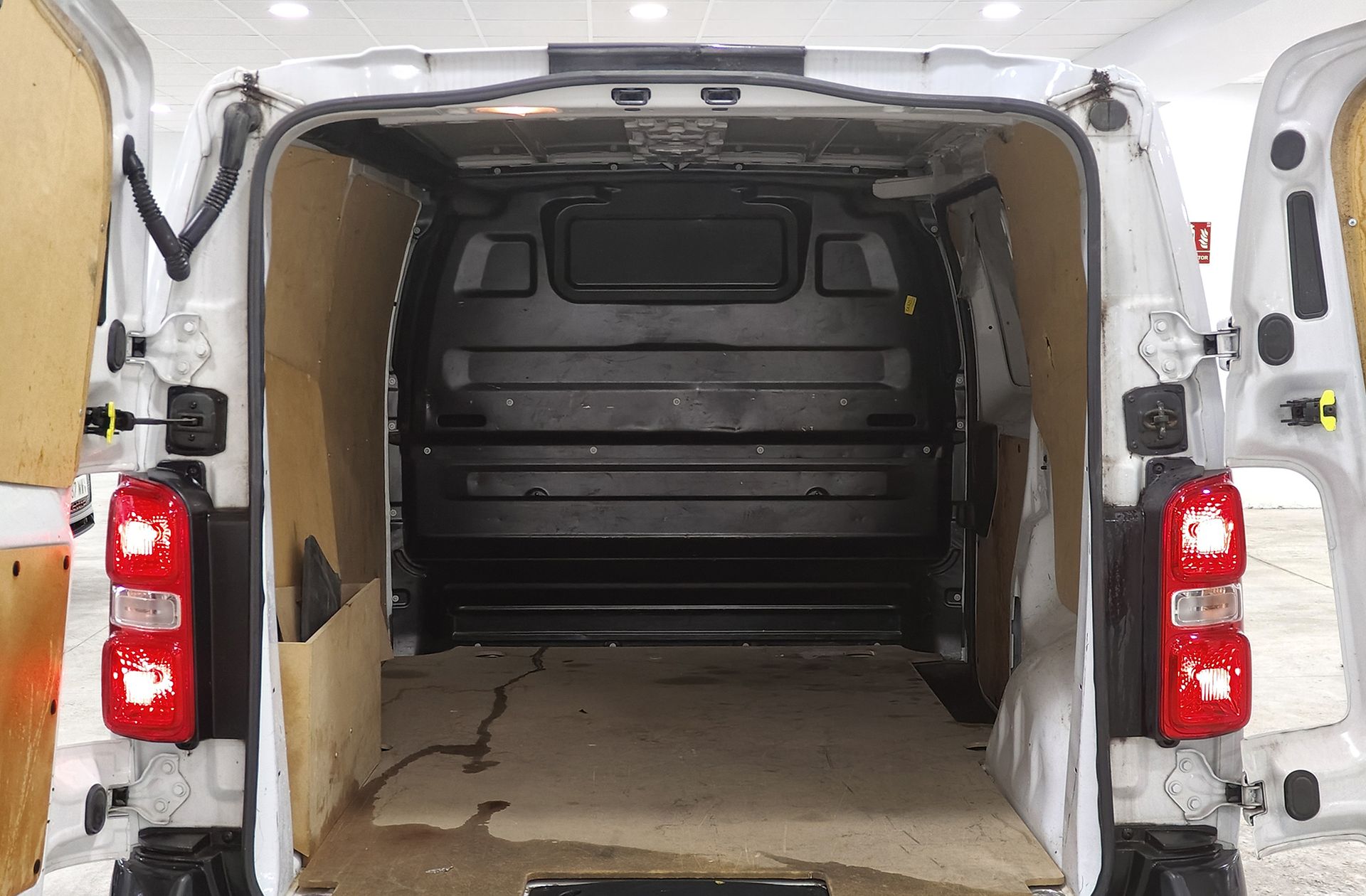 Citroën Jumpy Furgon BlueHDi 120 Talla M - foto 13