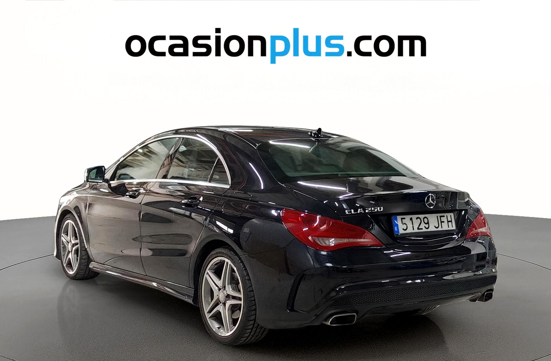 Mercedes-Benz CLA 250 Pack AMG - foto 3