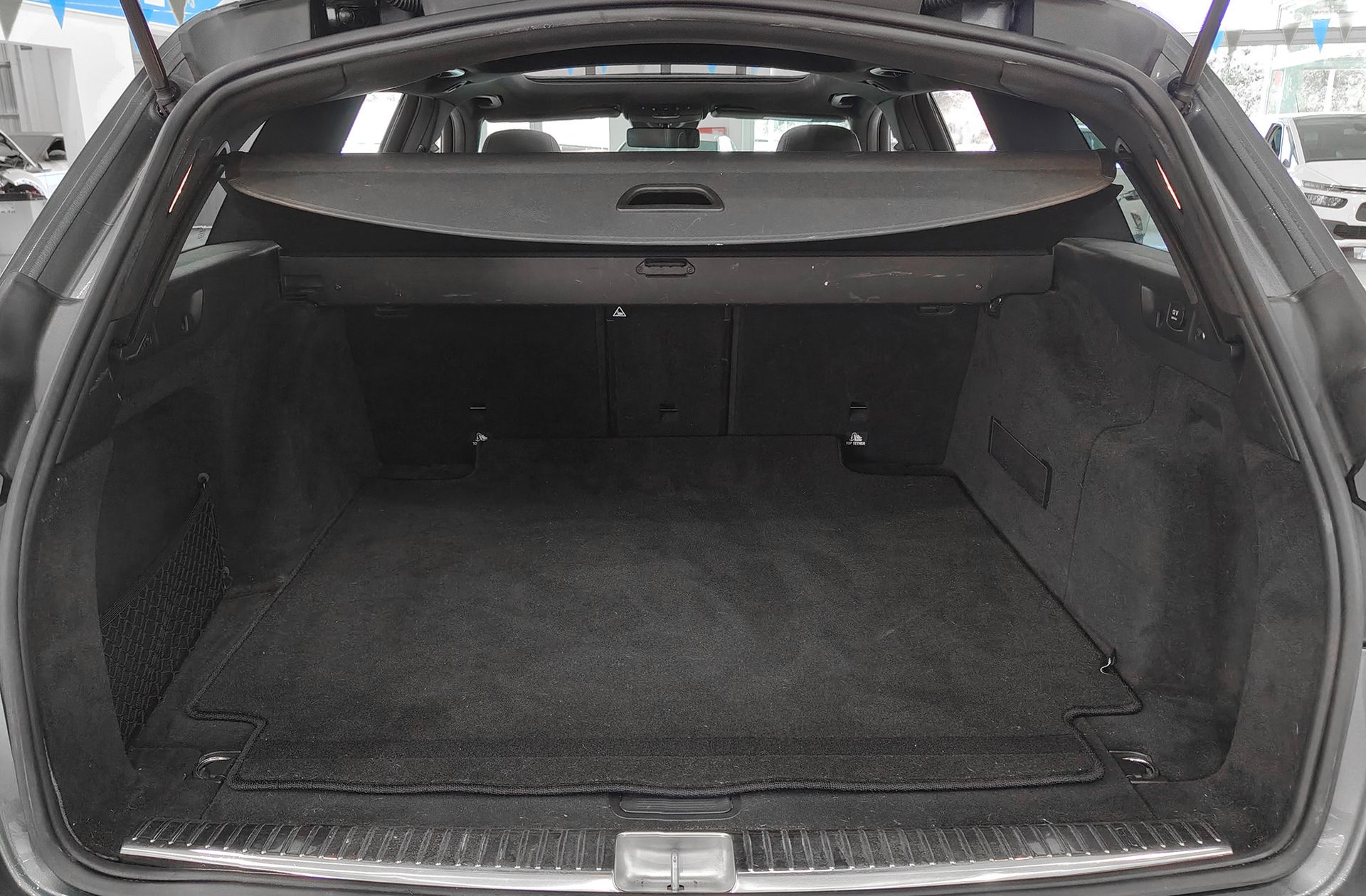 Mercedes-Benz Clase E 220 d Estate All-Terrain 4Matic - foto 19
