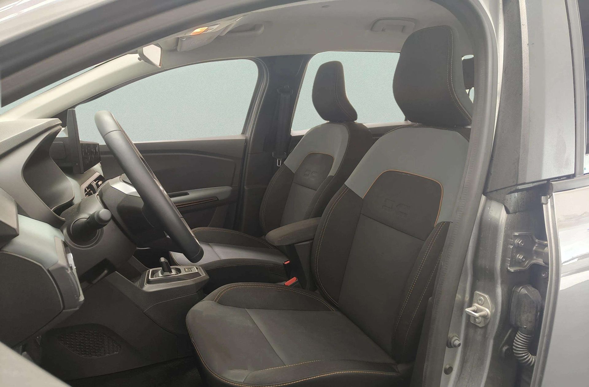 Dacia Jogger Extreme Hybrid 7 plazas - foto 11