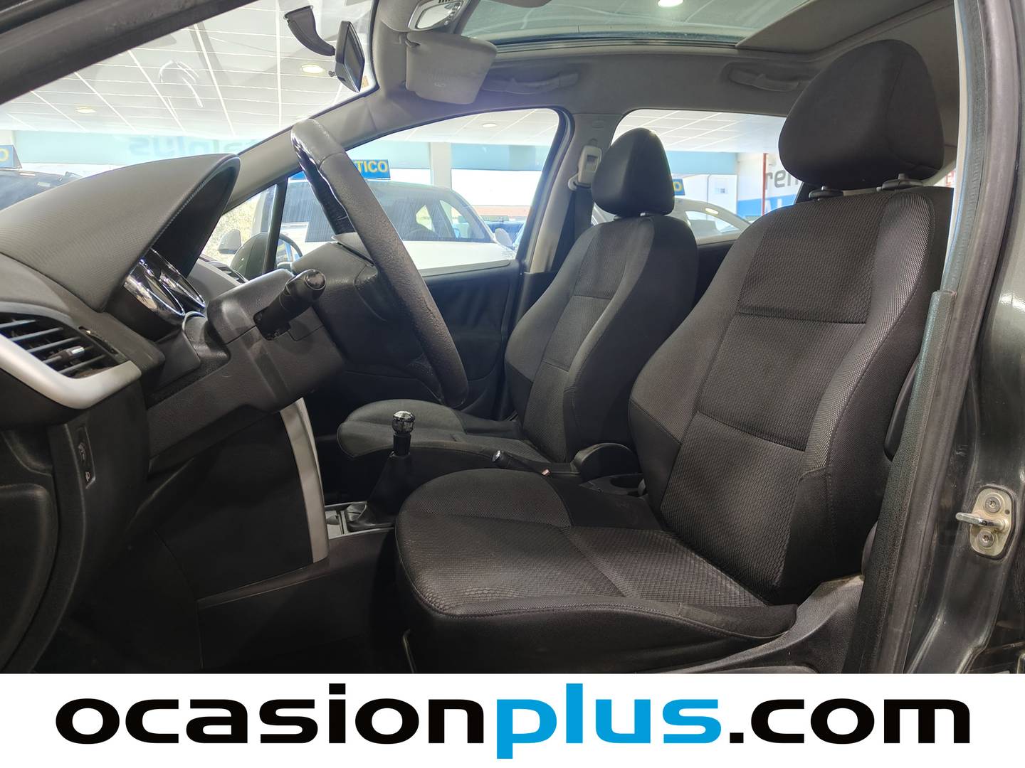 Foto asientos delanteros Peugeot 207 Peugeot 207 SW 1.6 HDI Active FAP (92 CV)