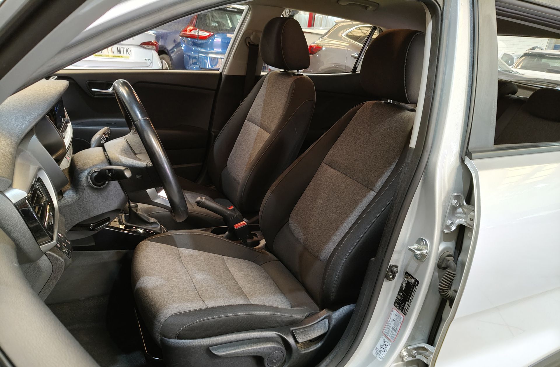 Kia Stonic 1.0 T-GDi Drive - foto 11