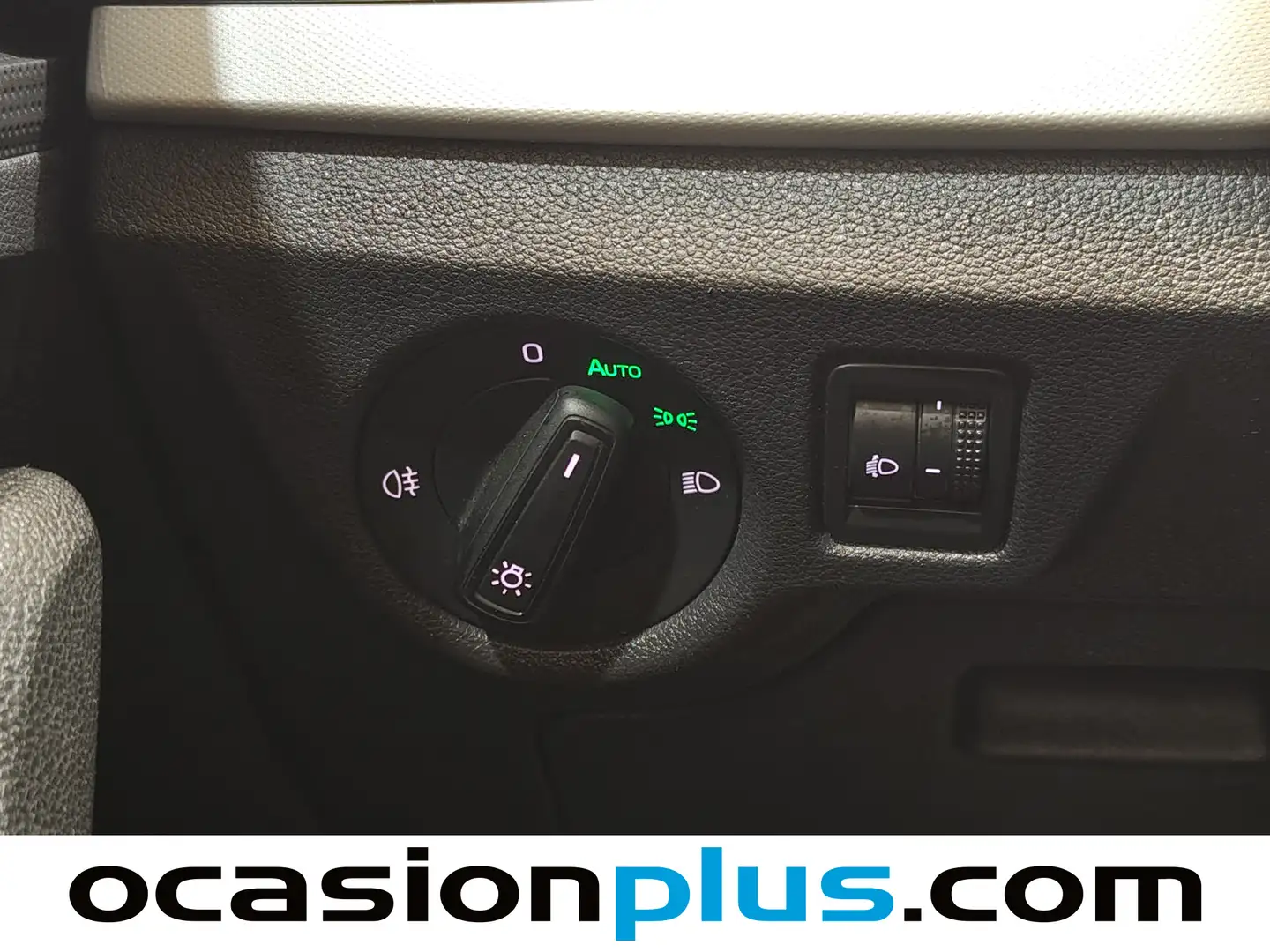 Foto Skoda Kamiq Skoda Kamiq 1.0 TSI Emotion (110 CV)