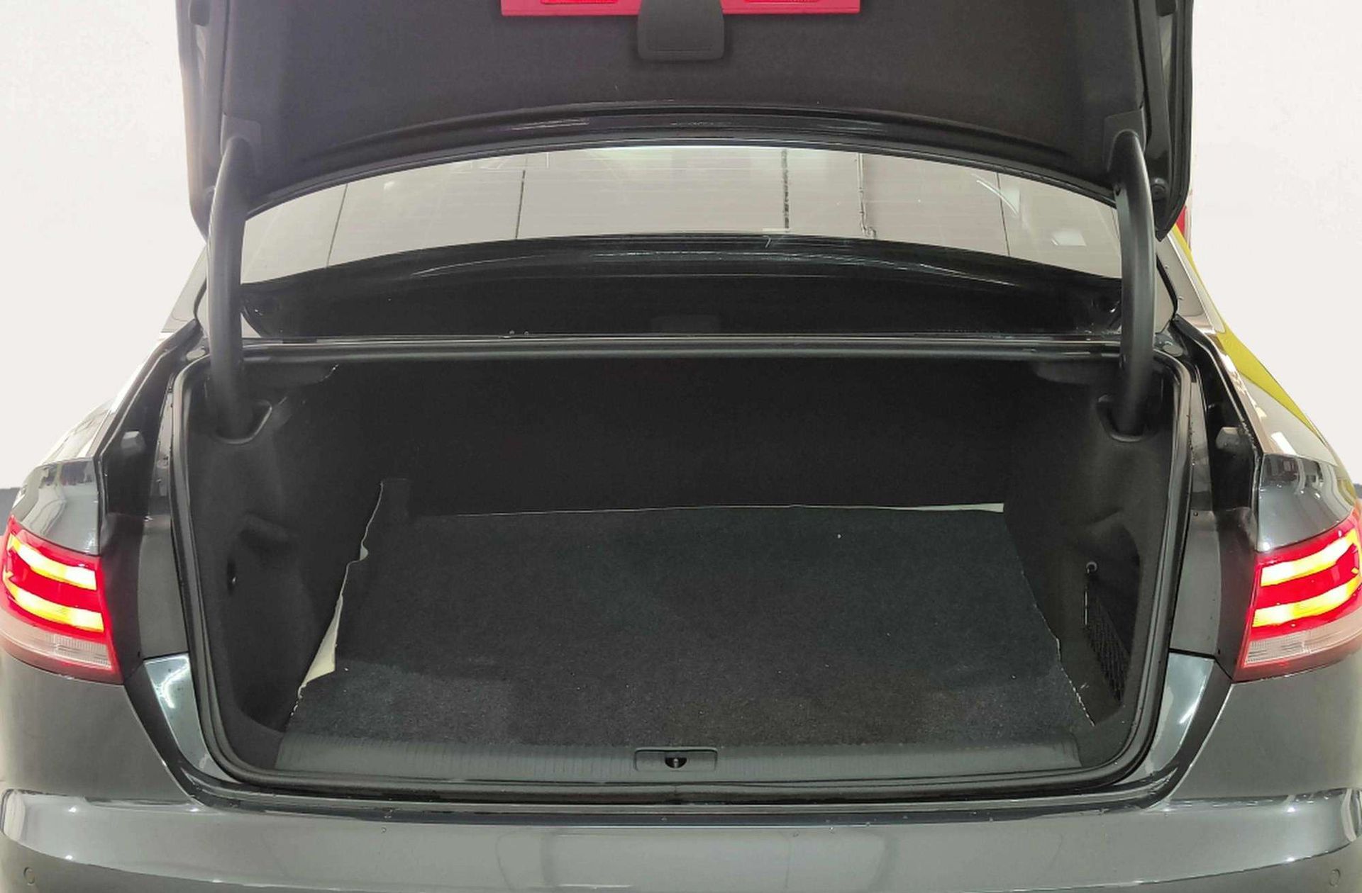 Audi A4 S line edition 1.4 TFSI - foto 19