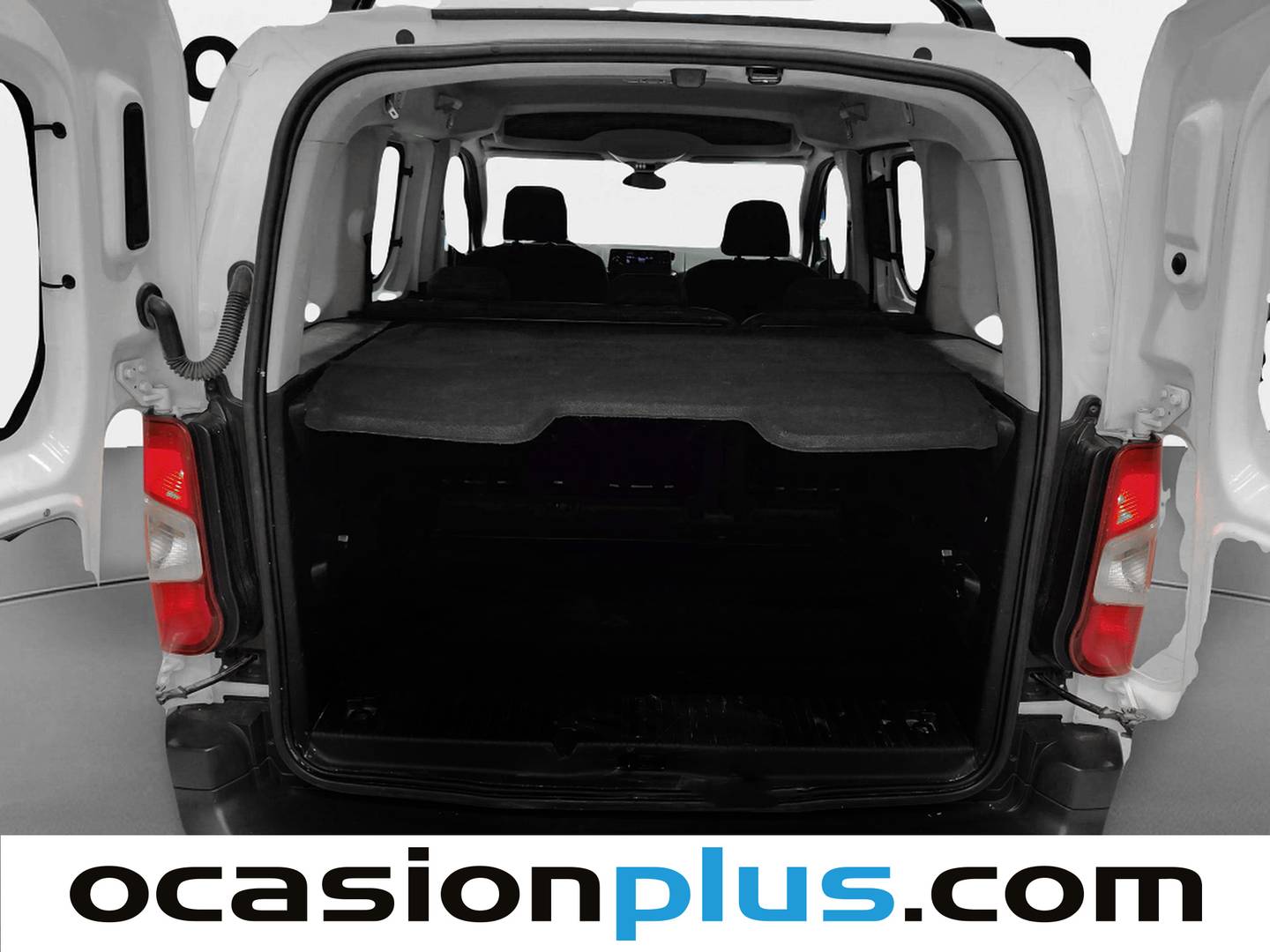 Foto asientos traseros Citroën Berlingo Citroën Berlingo BlueHDi 100 Talla M Live (102 CV)