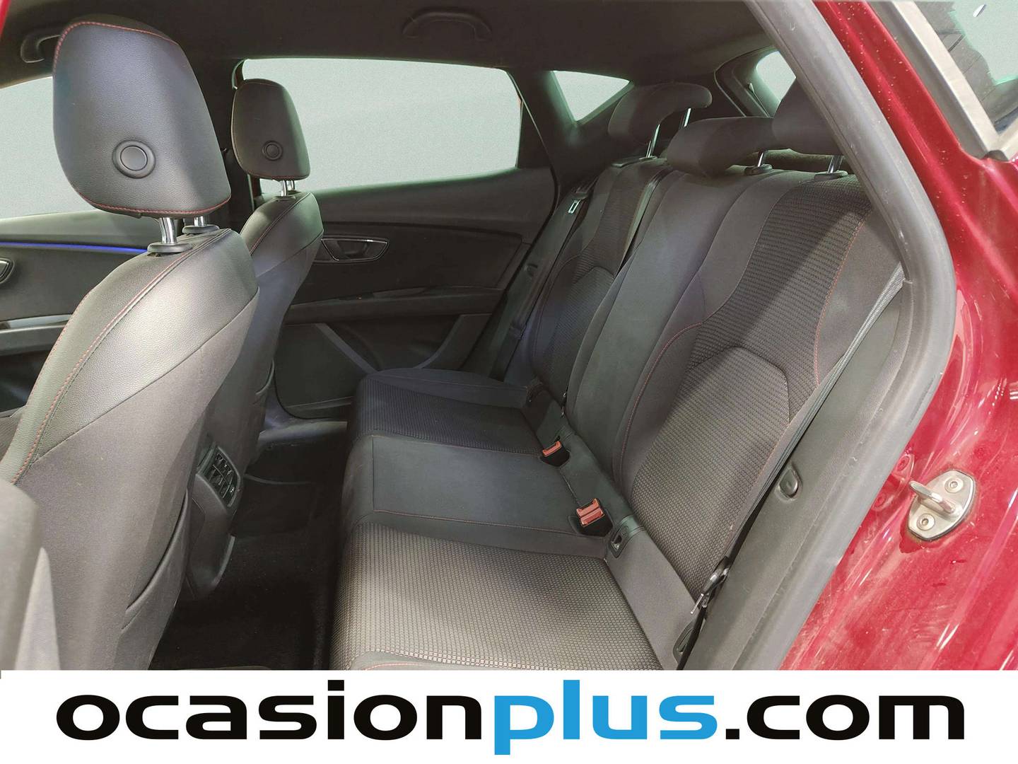 Foto asientos traseros Seat León Seat León 1.5 TSI S&S FR Edition Plus DSG (150 CV)