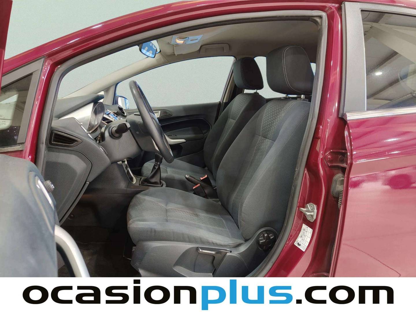 Foto asientos delanteros Ford Fiesta Ford Fiesta 1.6 TDCi Titanium (95 CV)