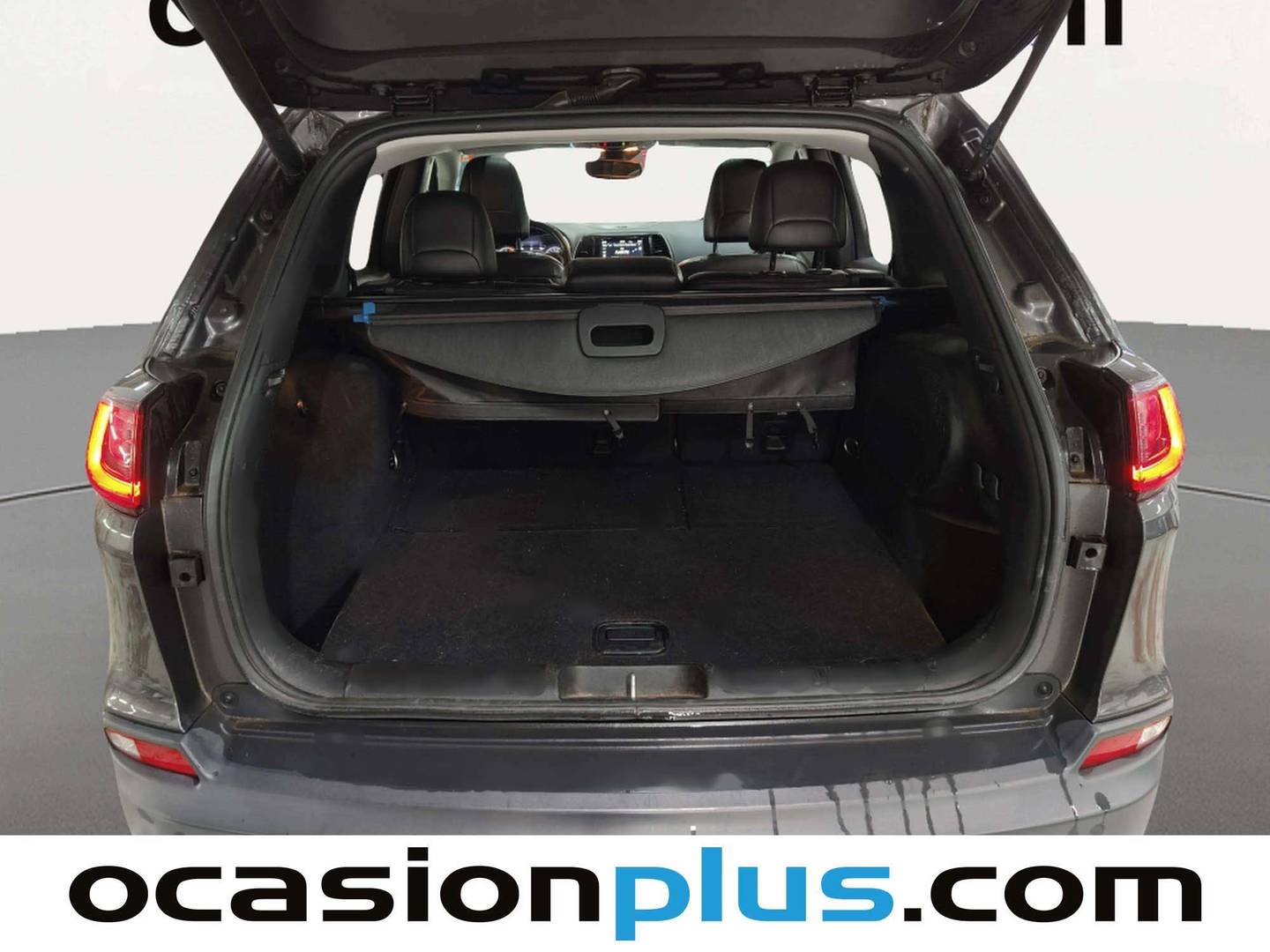 Fotos maletero Jeep Cherokee Jeep Cherokee 2.2 CRD Limited AWD 9AT (195 CV)