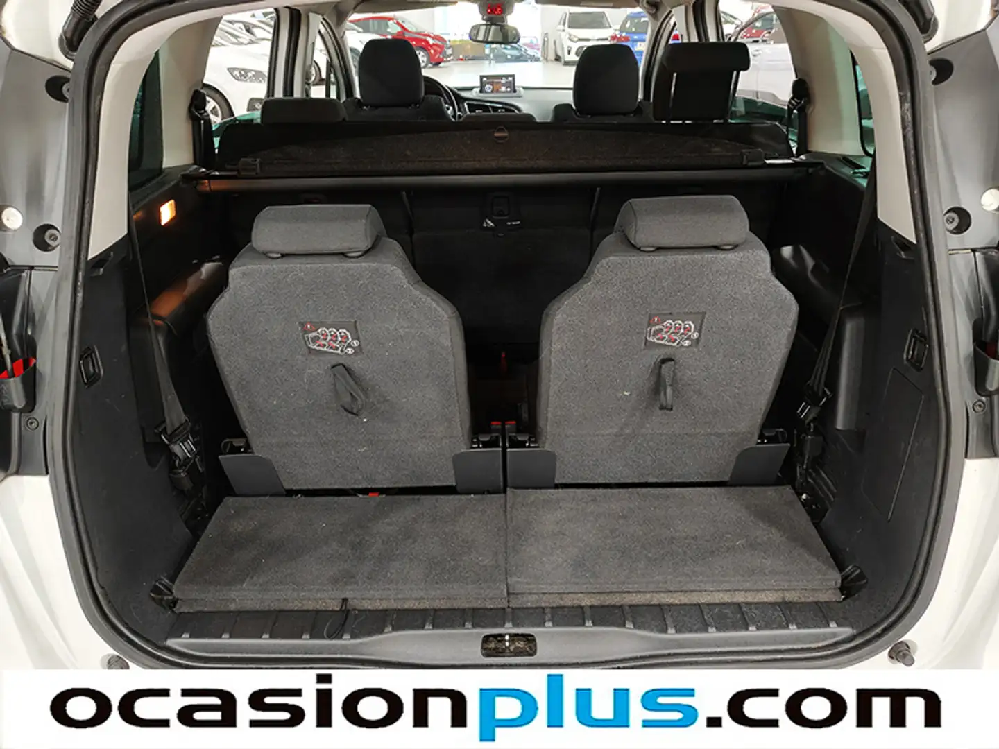Foto Peugeot 5008 Peugeot 5008 1.6 e-HDI Blue Lion Active FAP ETG6 (115 CV) 7 Plazas
