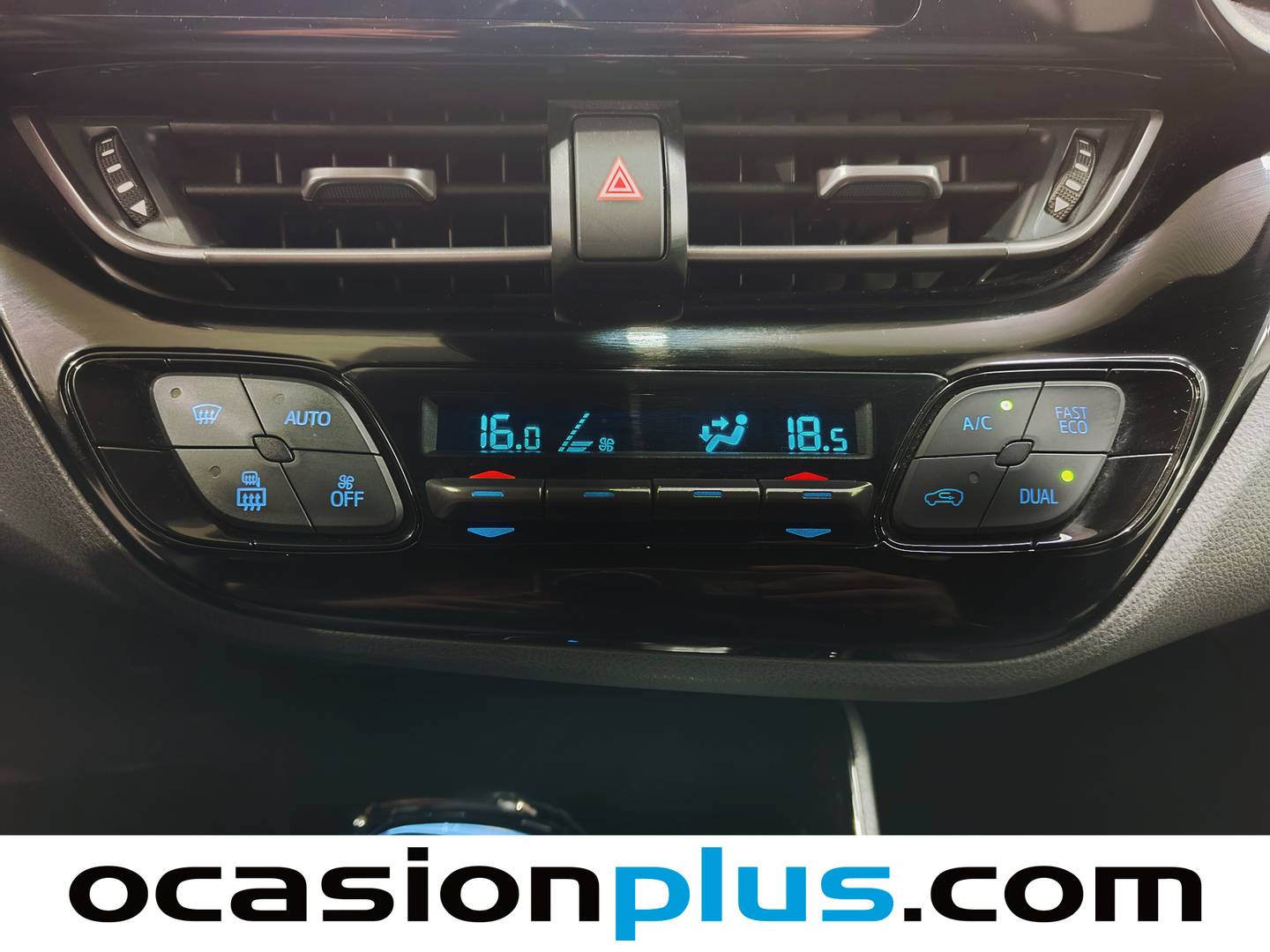 Foto Toyota C-HR Toyota C-HR 1.8 125H Advance (122 CV)