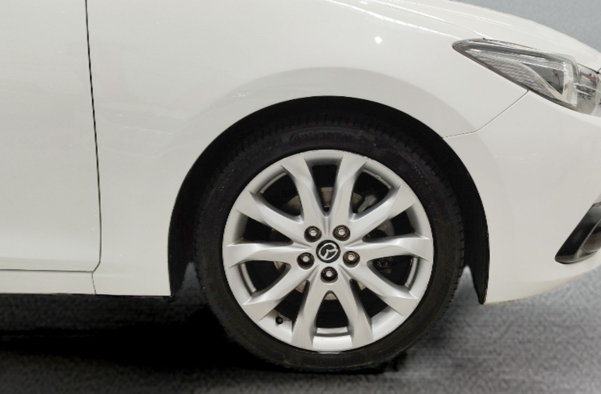 Mazda Mazda3 2.2 DE Luxury - foto 43