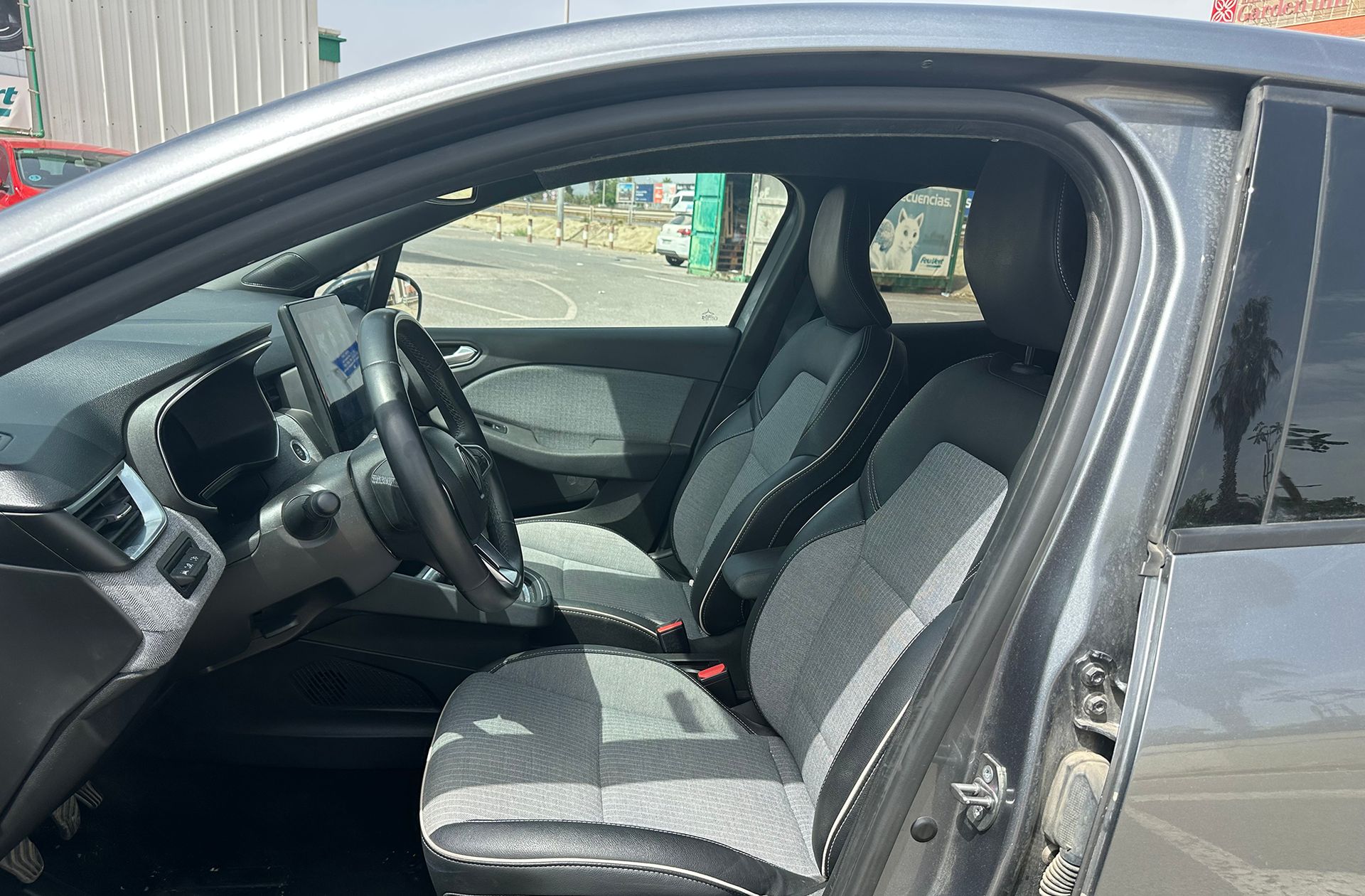 Renault Clio Techno TCe - foto 11