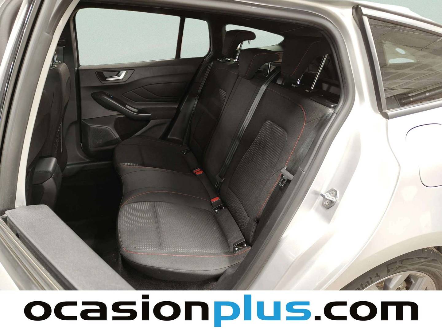 Foto asientos traseros Ford Focus Ford Focus SportBreak 1.0 Ecoboost MHEV ST-Line Auto (155 CV)
